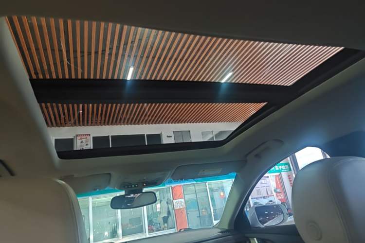 Used Cadillac XTS 2016 28T Tech Edition Headliner