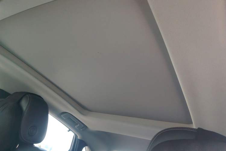 Used Cadillac XTS 2016 28T Luxury Model Headliner
