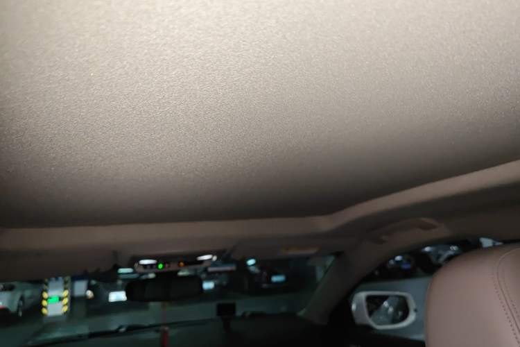 Used Cadillac XTS 2016 28T Elite Edition Headliner