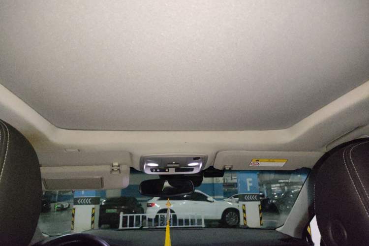Used Cadillac XTS 2016 28T Luxury Model Headliner