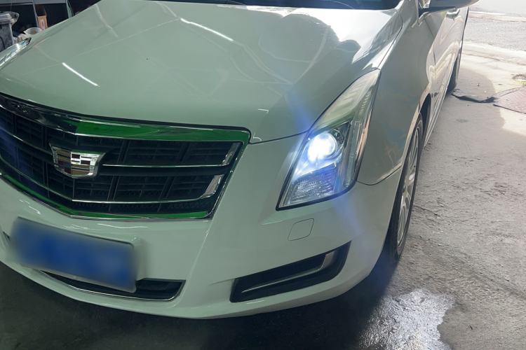 Used Cadillac XTS 2016 28T Tech Edition Interior 12