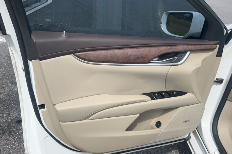 Used Cadillac XTS 2016 28T Tech Edition Interior 2