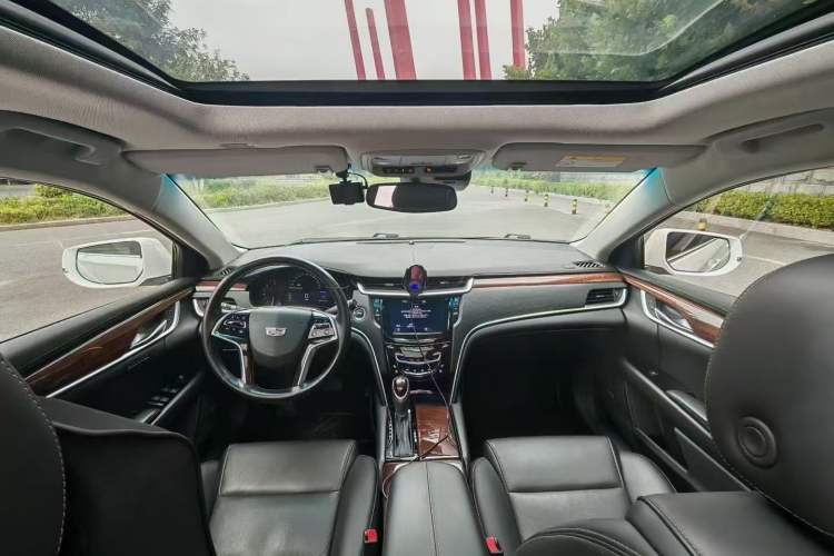 Used Cadillac XTS 2016 28T Luxury Model Interior 3