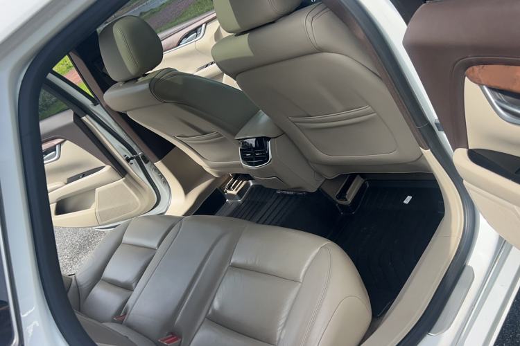 Used Cadillac XTS 2016 28T Tech Edition Interior 7