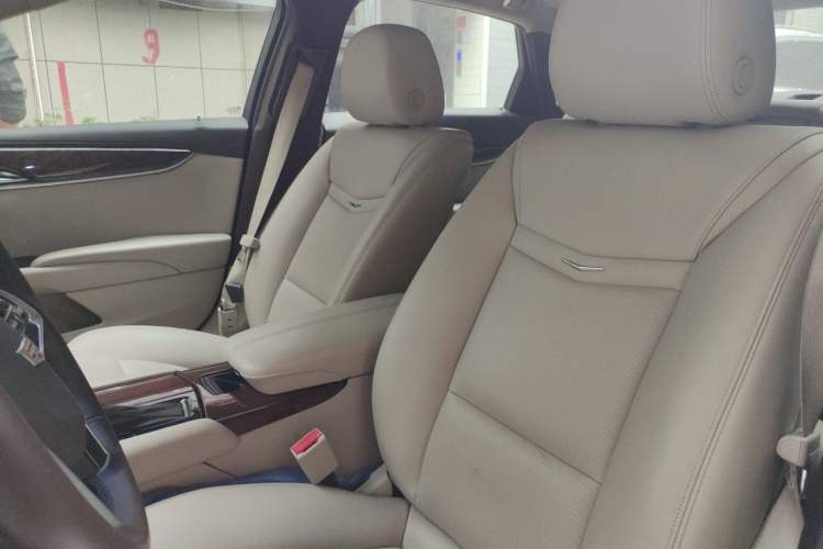 Used Cadillac XTS 2016 28T Tech Edition Left Front Seat