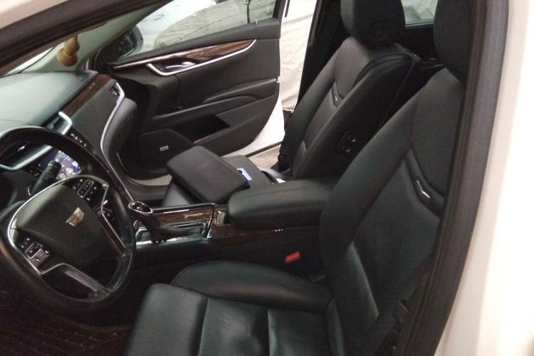 Used Cadillac XTS 2016 28T Luxury Model Left Front Seat