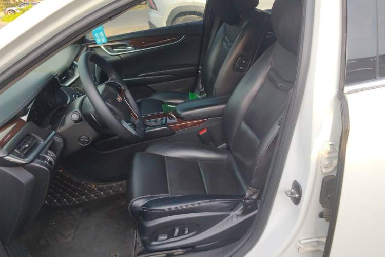 Used Cadillac XTS 2016 28T Luxury Model Left Front Seat