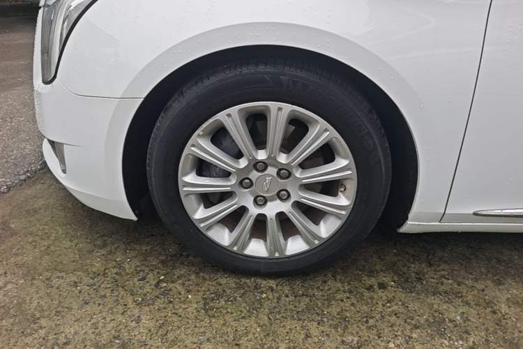 Used Cadillac XTS 2016 28T Elite Edition Left Front Wheel Hub