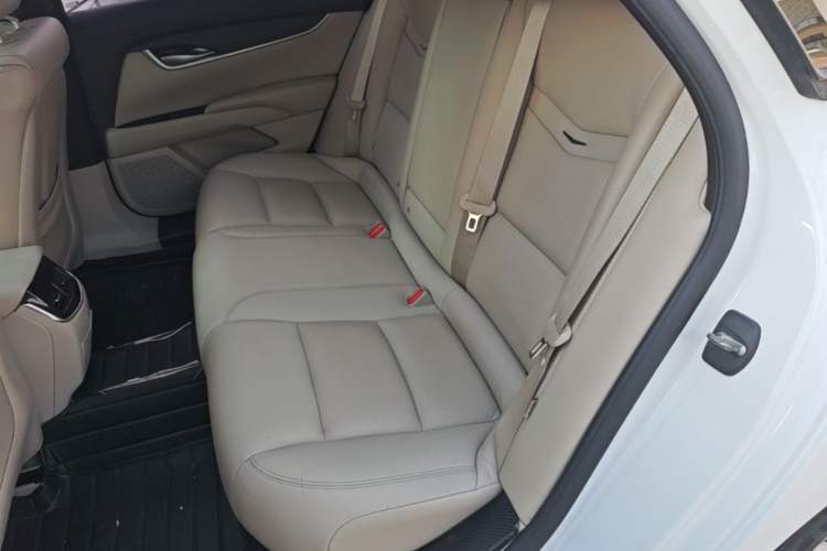 Used Cadillac XTS 2016 28T Tech Edition Left Rear Seat