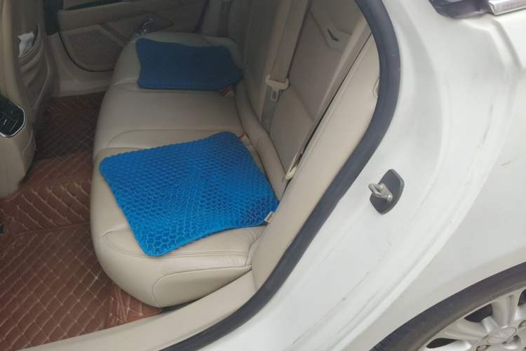 Used Cadillac XTS 2016 28T Elite Edition Left Rear Seat
