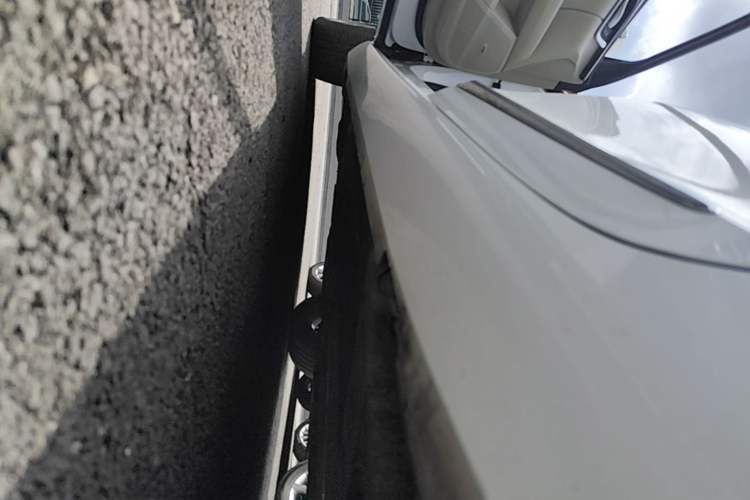 Used Cadillac XTS 2016 28T Elite Edition Left Side Sill