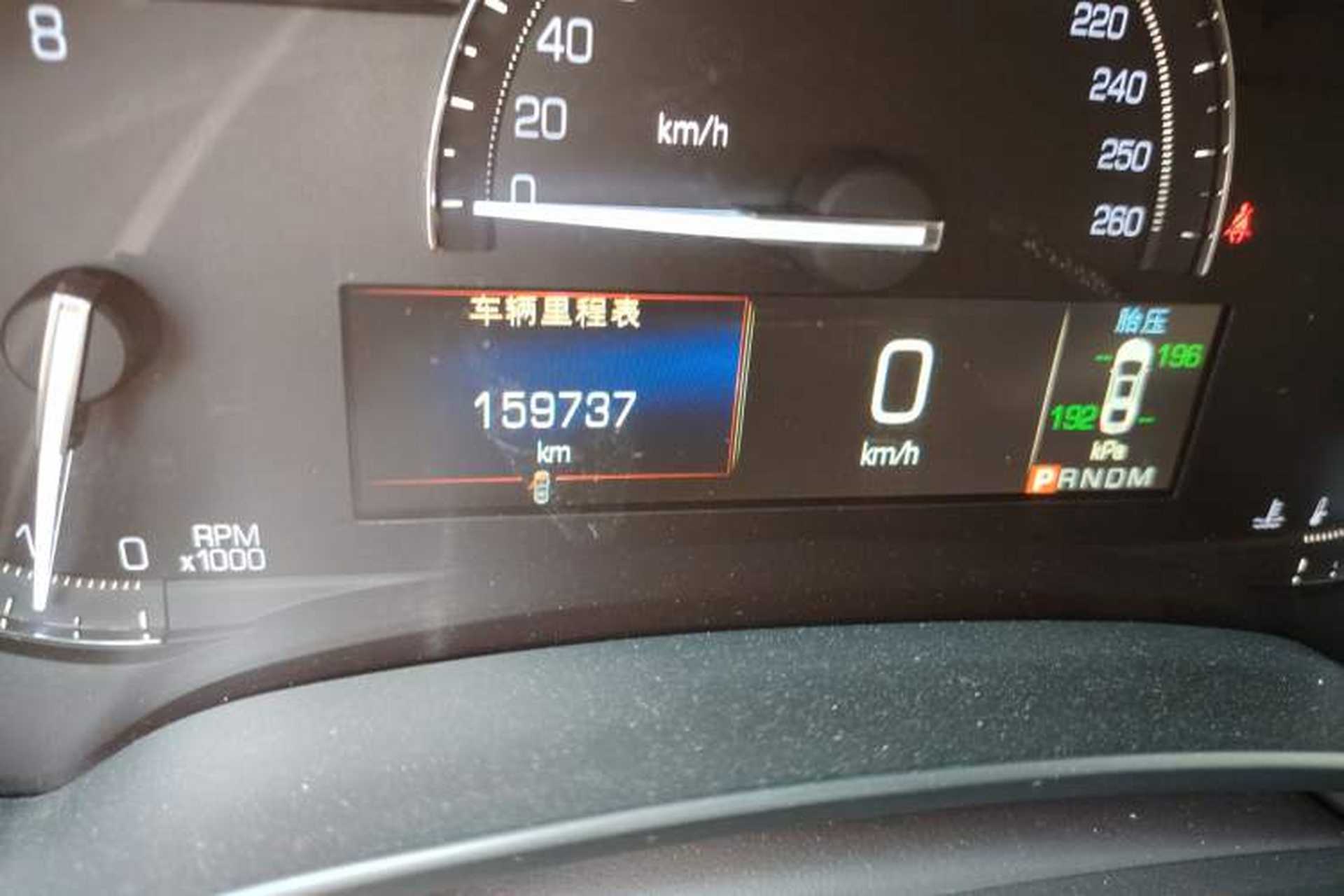Used Cadillac XTS 2016 28T Elite Edition Odometer Close Up