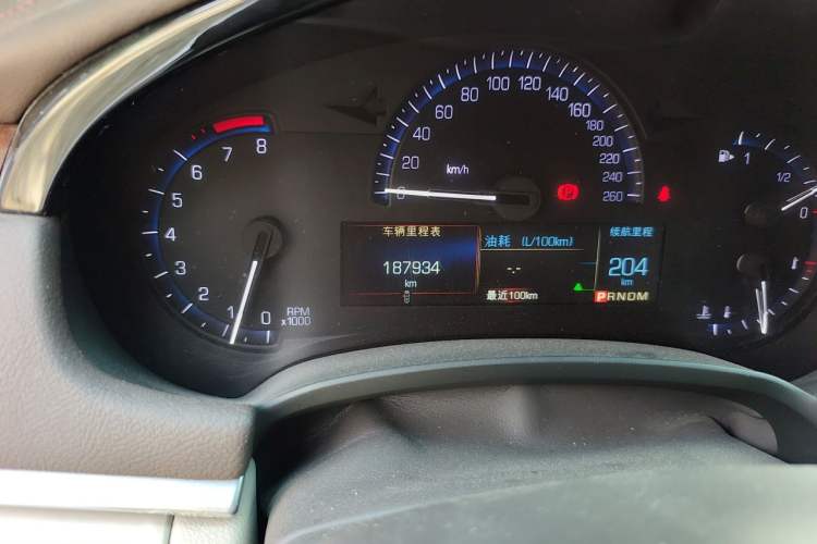 Used Cadillac XTS 2016 28T Elite Edition Odometer Close Up