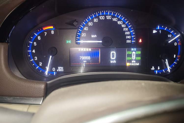 Used Cadillac XTS 2016 28T Elite Edition Odometer Close Up
