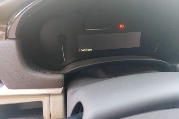 Used Cadillac XTS 2016 28T Luxury Model Odometer Close Up