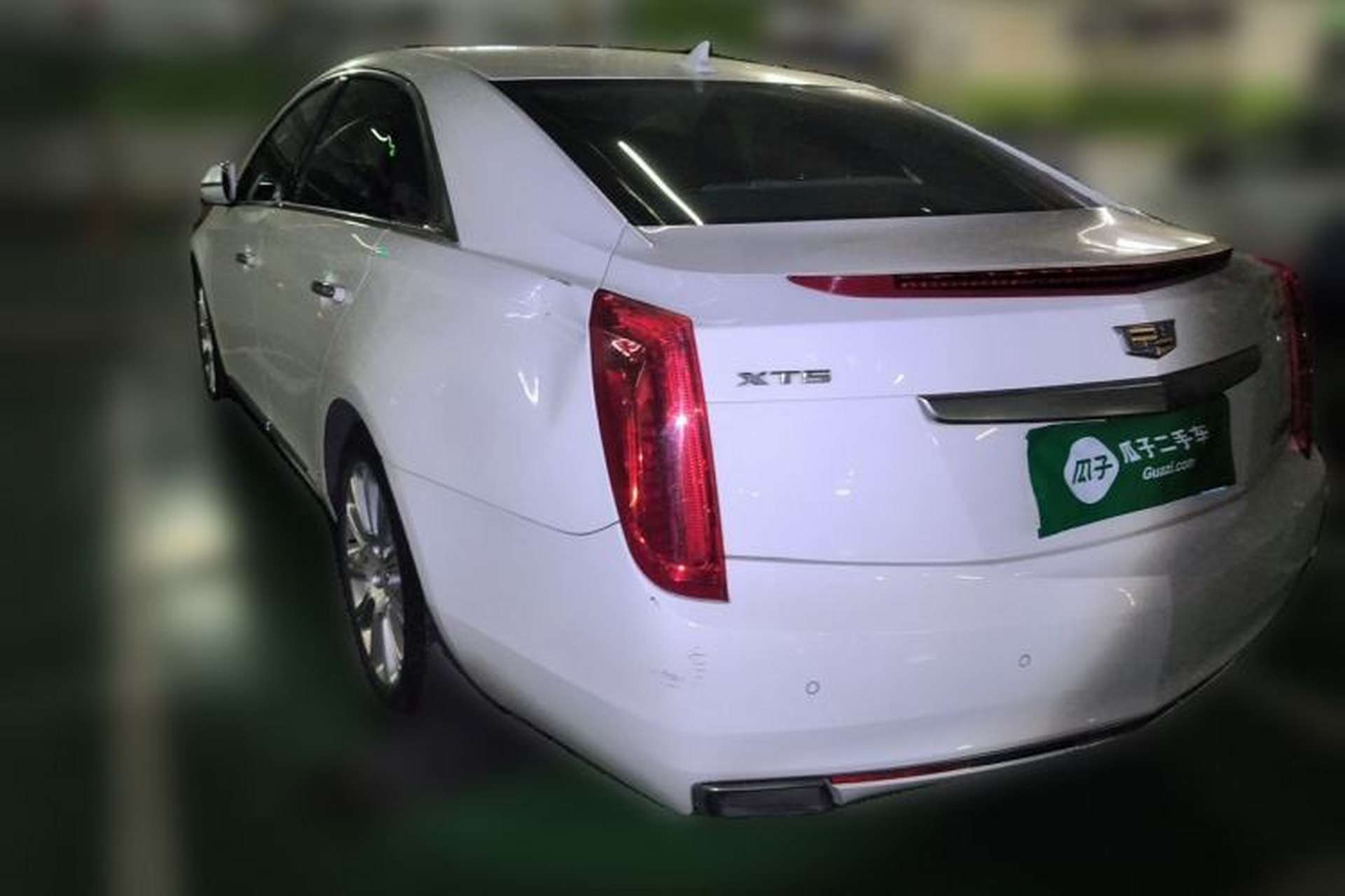 Used Cadillac XTS 2016 28T Luxury Model Rear Left 45 Deg