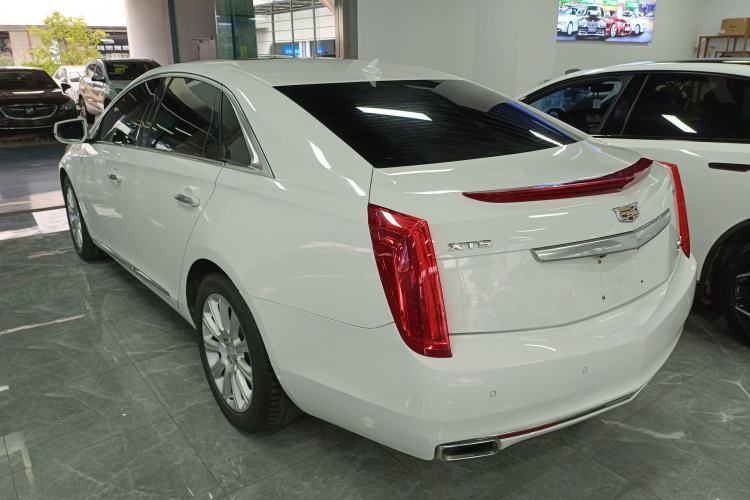 Used Cadillac XTS 2016 28T Elite Edition Rear Left 45 Deg