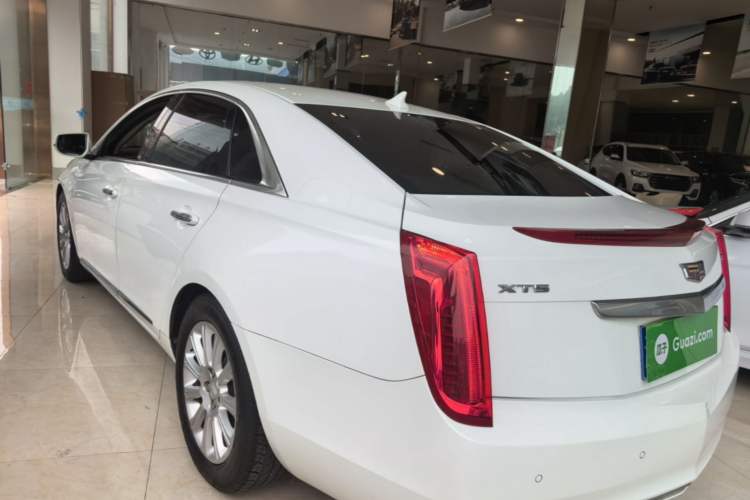Used Cadillac XTS 2016 28T Elite Edition Rear Left 45 Deg
