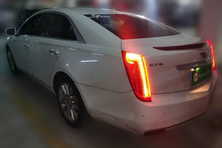 Used Cadillac XTS 2016 28T Tech Edition Rear Left 45 Deg