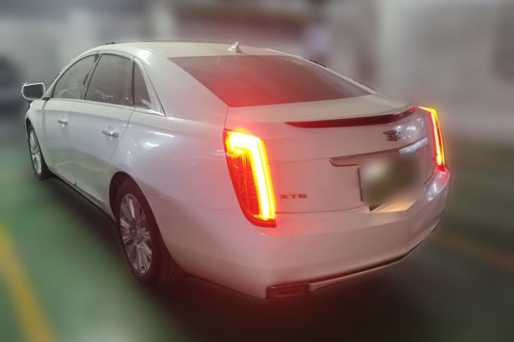 Used Cadillac XTS 2016 28T Elite Edition Rear Left 45 Deg
