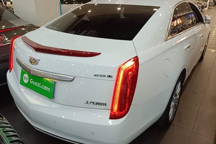 Used Cadillac XTS 2016 28T Tech Edition Rear Right 45 Deg