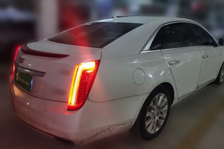 Used Cadillac XTS 2016 28T Tech Edition Rear Right 45 Deg