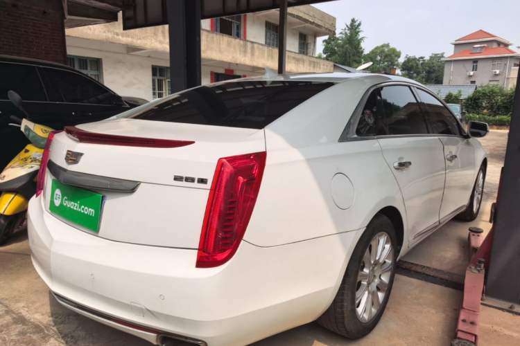 Used Cadillac XTS 2016 28T Tech Edition Rear Right 45 Deg