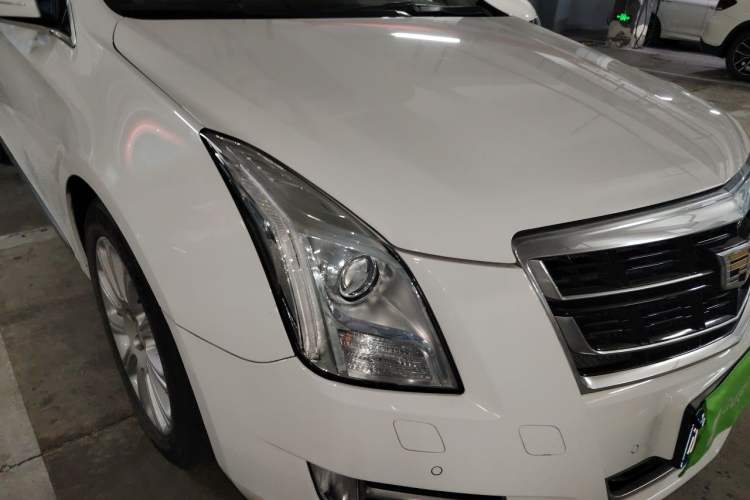 Used Cadillac XTS 2016 28T Elite Edition Right Front Headlight