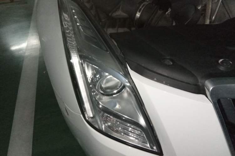 Used Cadillac XTS 2016 28T Elite Edition Right Front Headlight