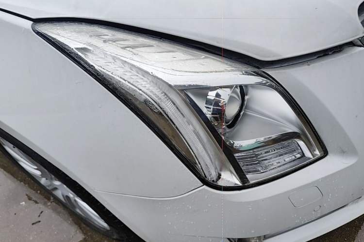Used Cadillac XTS 2016 28T Elite Edition Right Front Headlight