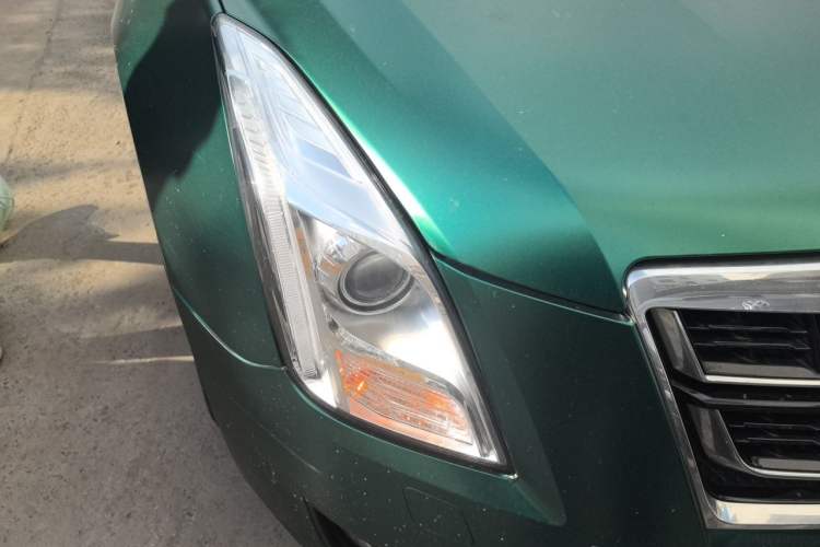 Used Cadillac XTS 2016 28T Tech Edition Right Front Headlight