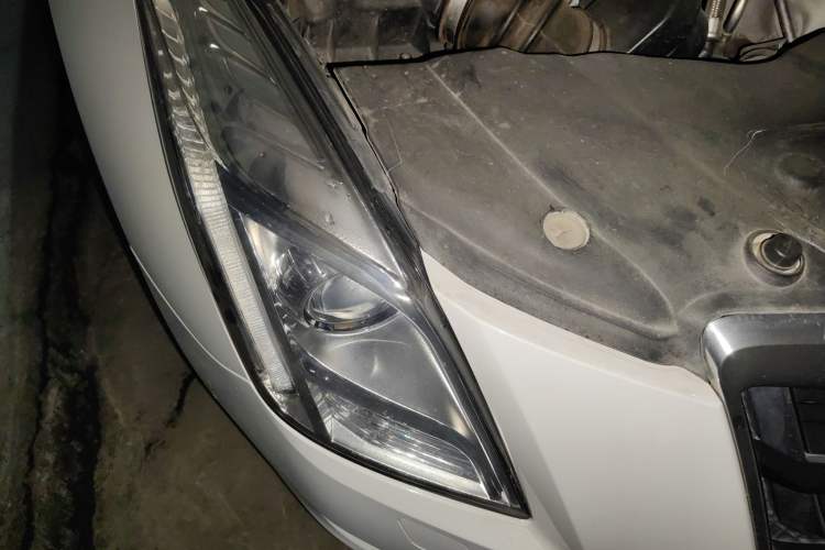 Used Cadillac XTS 2016 28T Elite Edition Right Front Headlight