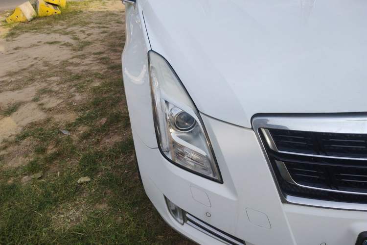 Used Cadillac XTS 2016 28T Luxury Model Right Front Headlight