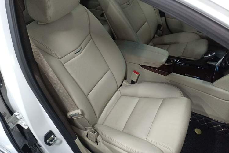 Used Cadillac XTS 2016 28T Elite Edition Right Front Seat