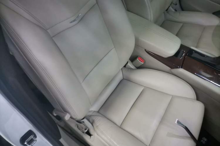 Used Cadillac XTS 2016 28T Tech Edition Right Front Seat