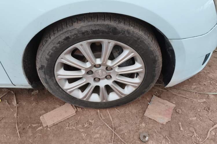 Used Cadillac XTS 2016 28T Tech Edition Right Front Wheel Hub