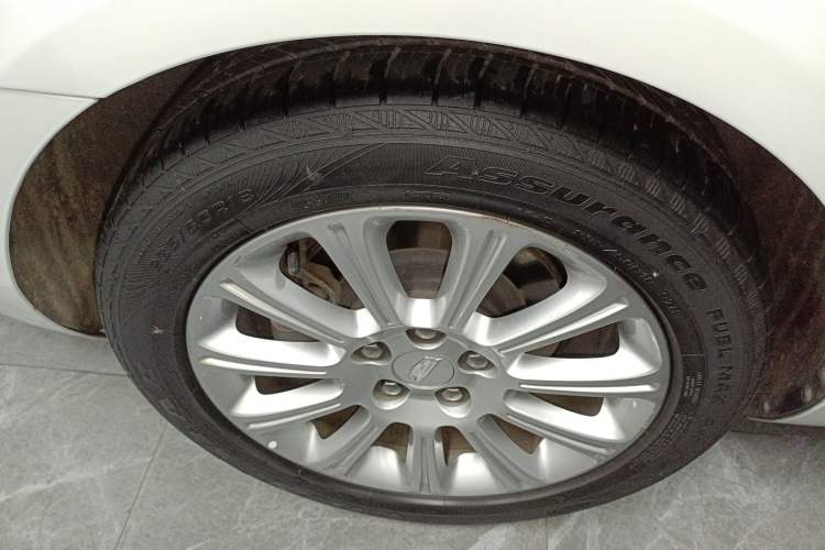 Used Cadillac XTS 2016 28T Elite Edition Right Rear Wheel Hub