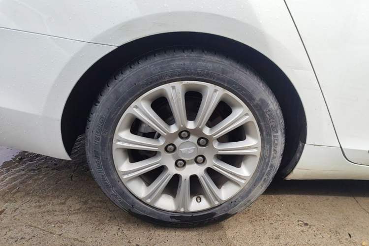 Used Cadillac XTS 2016 28T Elite Edition Right Rear Wheel Hub