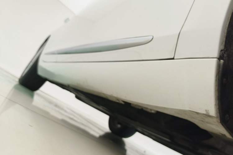 Used Cadillac XTS 2016 28T Elite Edition Right Side Sill