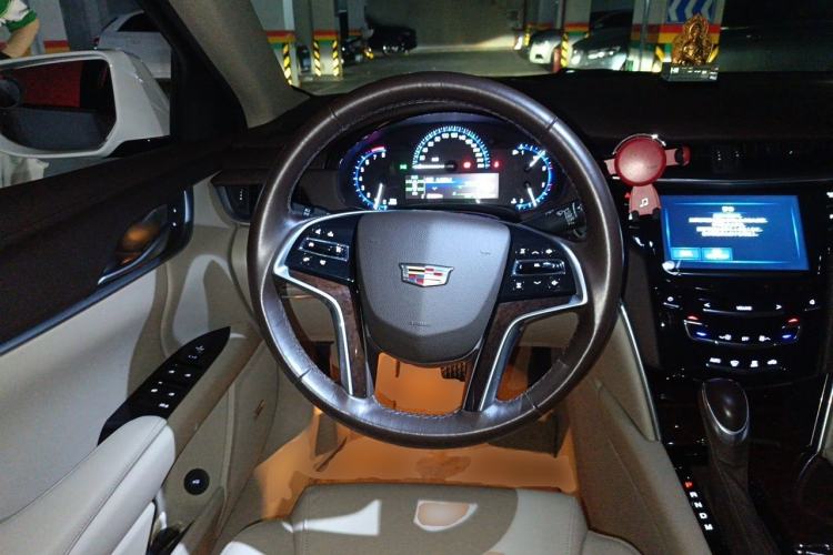 Used Cadillac XTS 2016 28T Tech Edition Steering Wheel