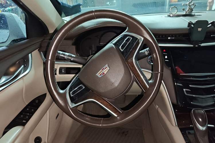 Used Cadillac XTS 2016 28T Tech Edition Steering Wheel