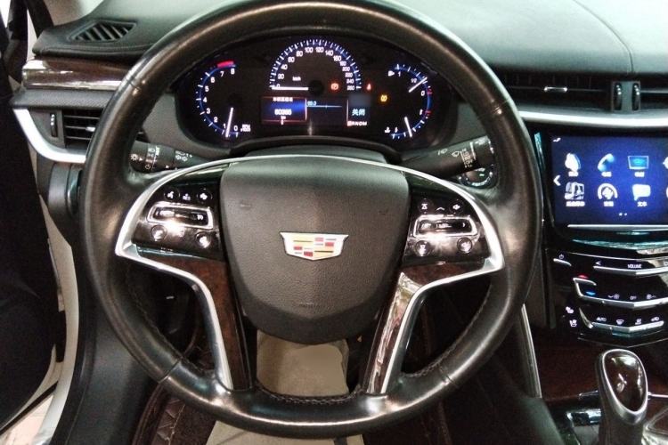 Used Cadillac XTS 2016 28T Luxury Model Steering Wheel