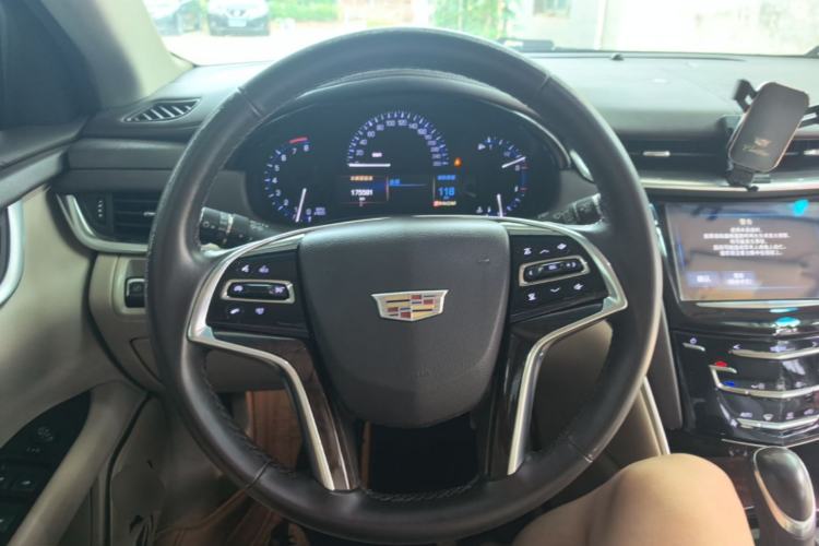 Used Cadillac XTS 2016 28T Tech Edition Steering Wheel