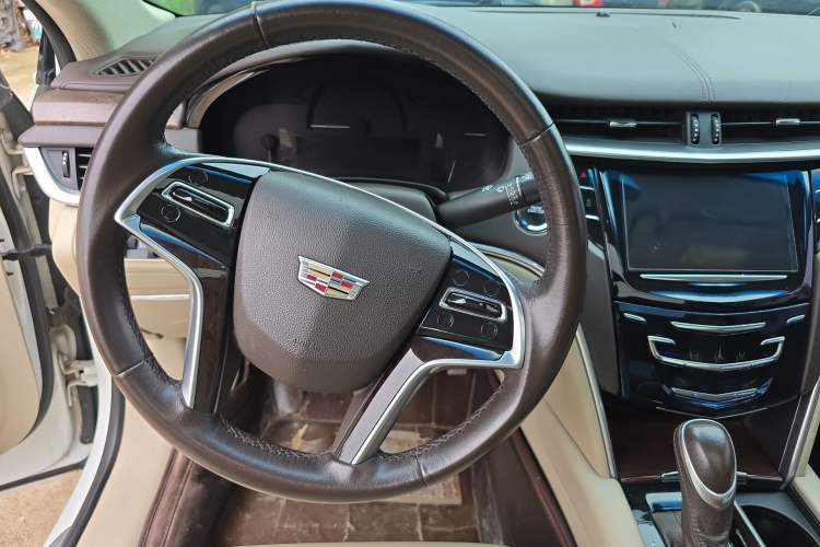 Used Cadillac XTS 2016 28T Tech Edition Steering Wheel