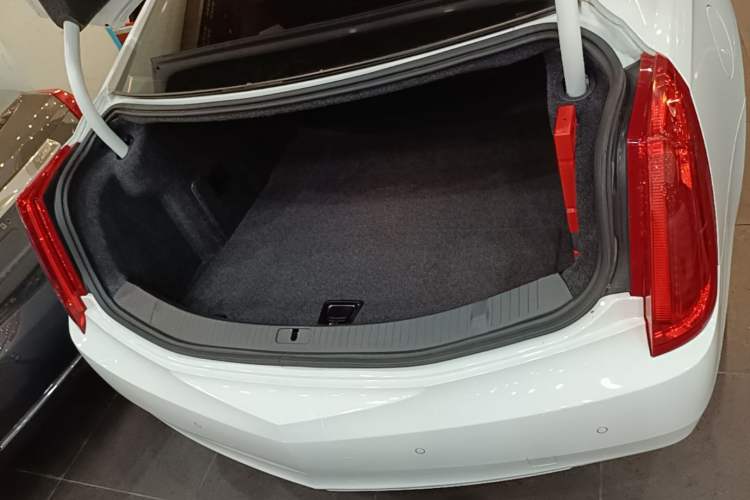 Used Cadillac XTS 2016 28T Tech Edition Trunk