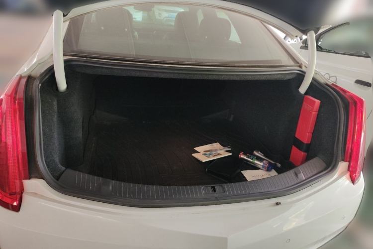Used Cadillac XTS 2016 28T Luxury Model Trunk