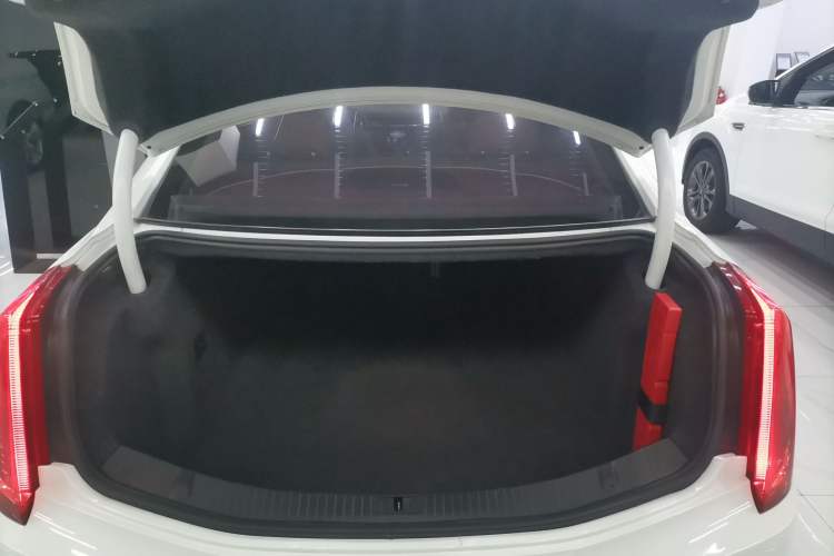 Used Cadillac XTS 2016 28T Tech Edition Trunk