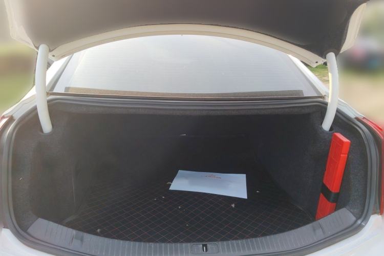 Used Cadillac XTS 2016 28T Luxury Model Trunk