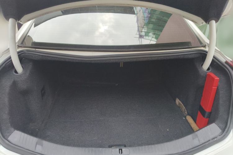 Used Cadillac XTS 2016 28T Elite Edition Trunk