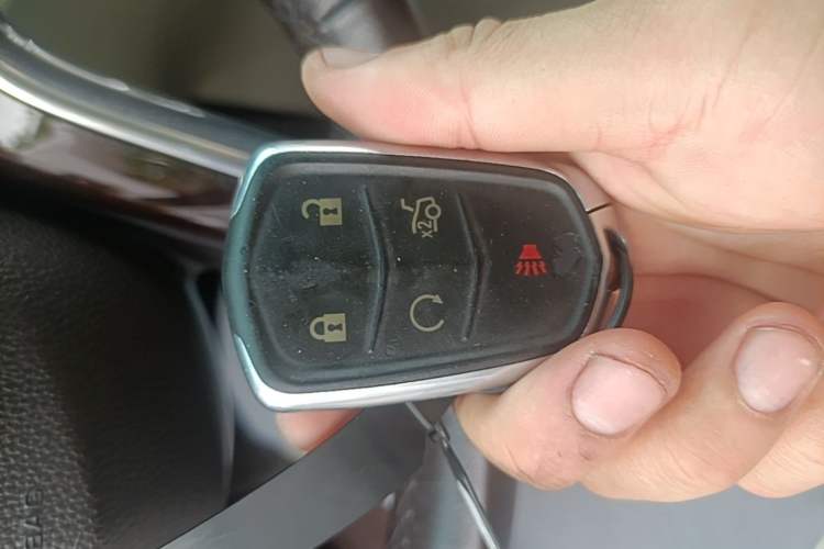 Used Cadillac XTS 2016 28T Elite Edition Vehicle Key